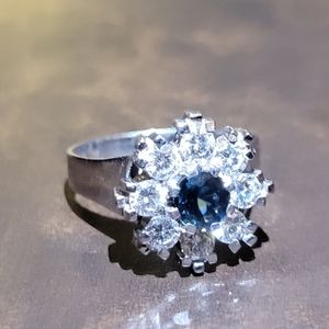 Diamond and Blue Topaz Ri g